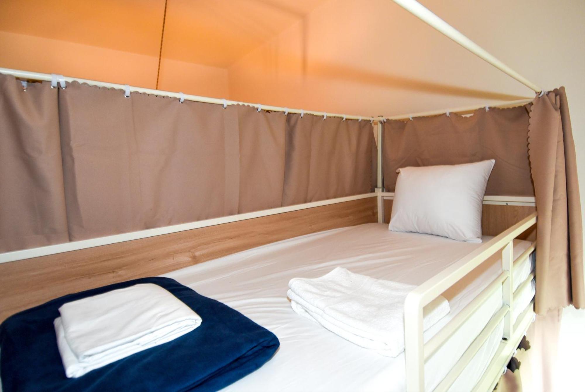 Caravan Hostel Dc Washington Exterior foto