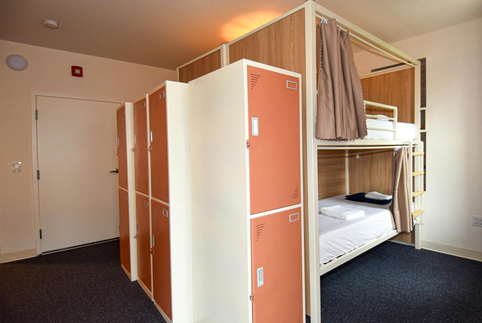 Caravan Hostel Dc Washington Exterior foto