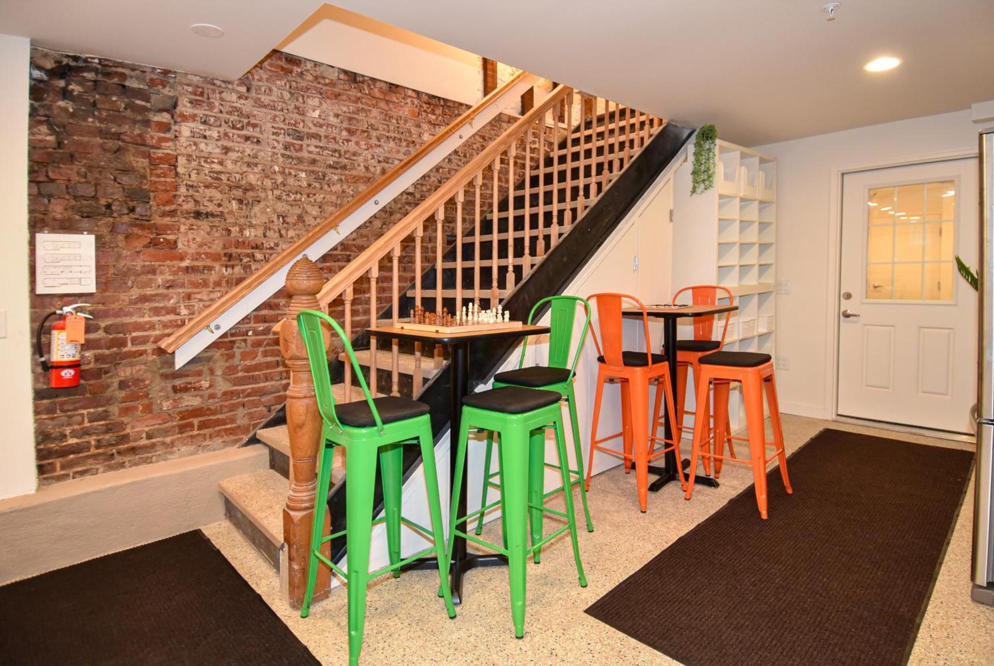 Caravan Hostel Dc Washington Exterior foto